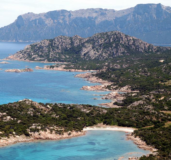 I Berlusconi tornano alla carica, vogliono recintare Capo Ceraso 