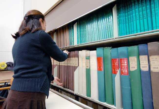 Ventotto posti di lavoro al Comune di Livorno per riordinare gli archivi 