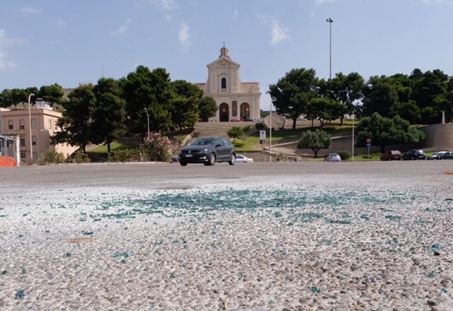 Il parcheggio dove è avvenuta la rapina (foto Mario Rosas)