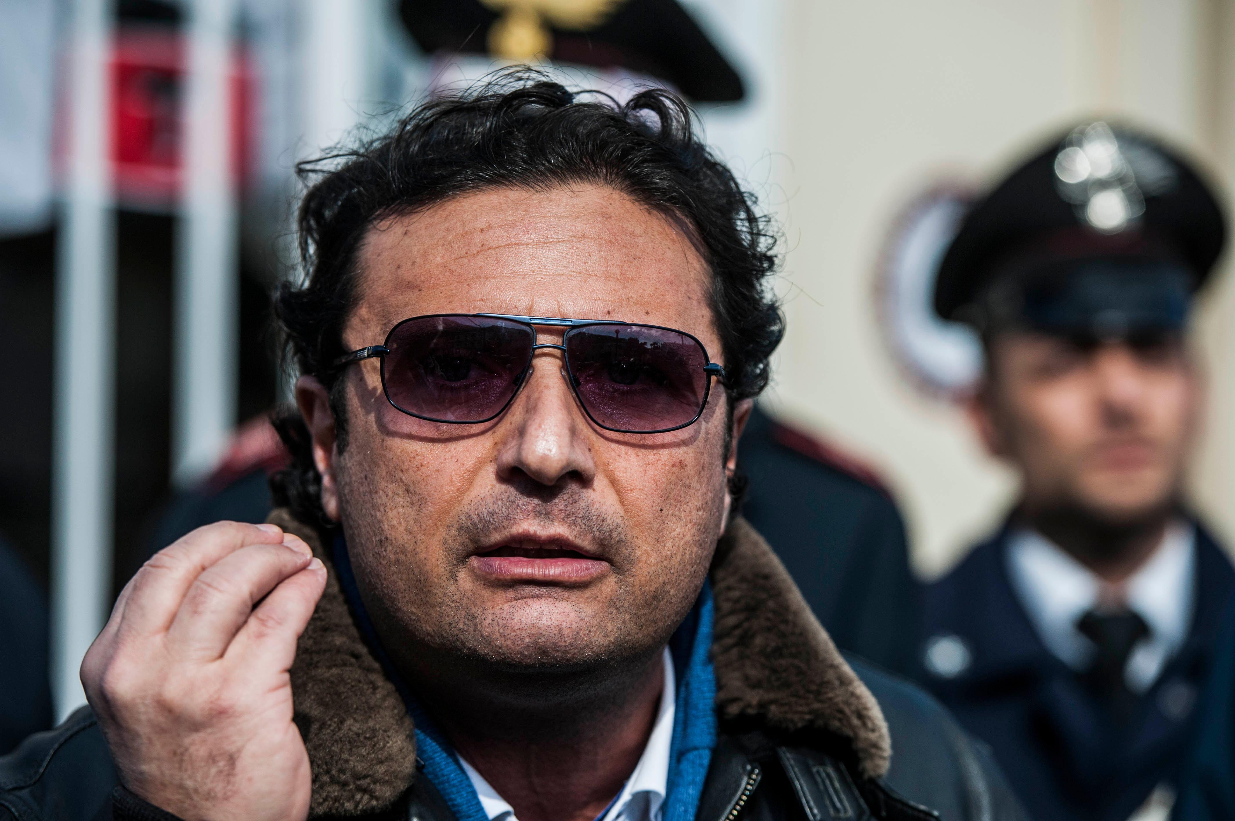 I giudici d'appello: "Schettino lasciò la nave con la gente ancora a bordo"
