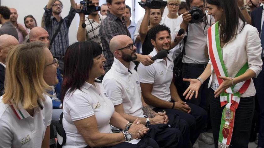 La Raggi saluta i paralimpici «Roma 2024? Vedremo...»