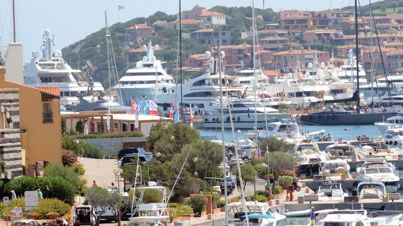 Tutto esaurito in Costa Smeralda e ora l’estate dura fino a ottobre