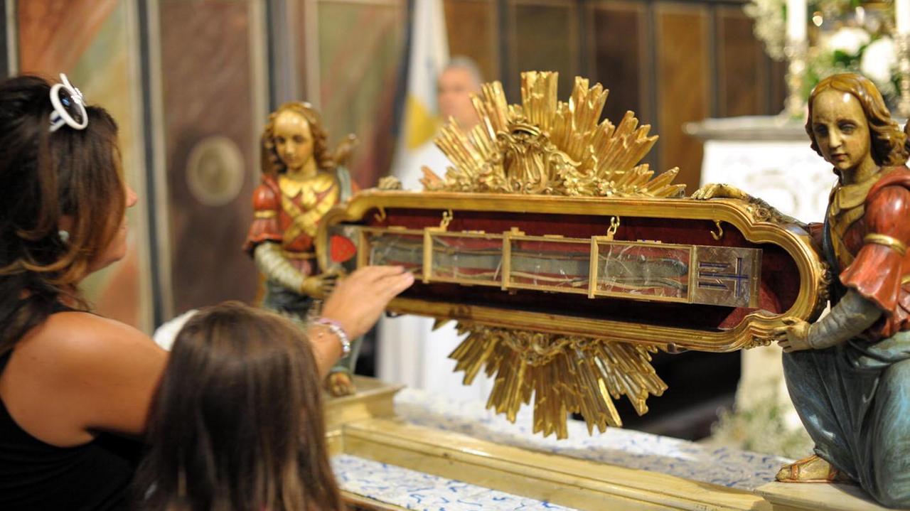 Omaggio alla sacra cintola della Madonna