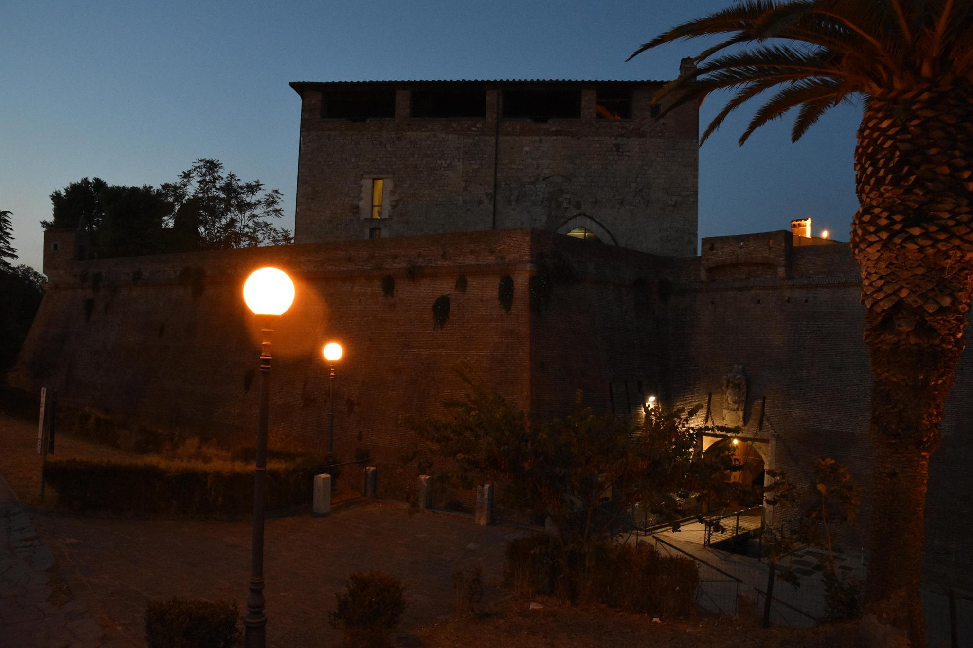 Nel cuore buio della città la sfida è far battere la vita