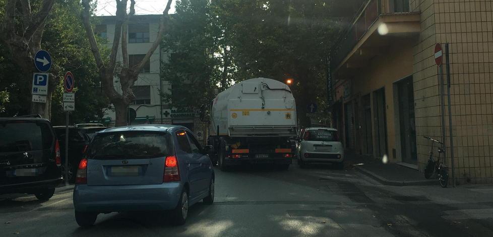 Spazzamento meccanizzato a zig zag