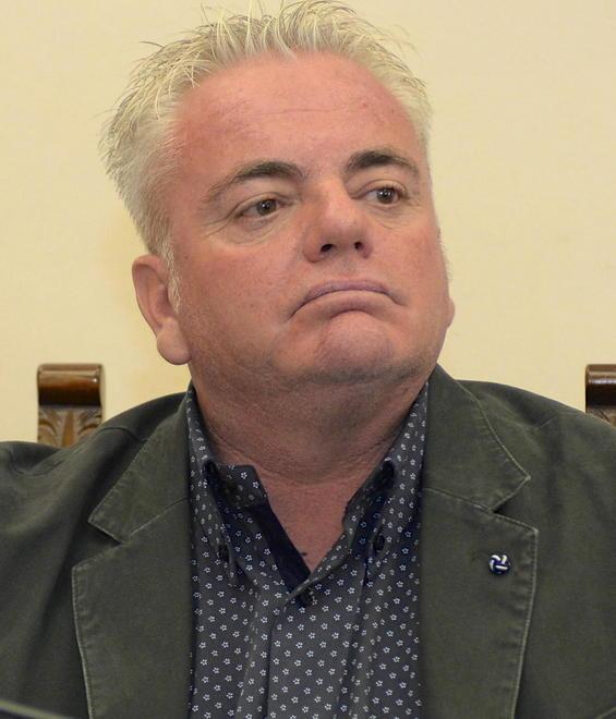 «Marijuana? Marras parli di cose serie»