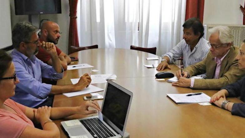 «Garanzie per ricollocare gli addetti»