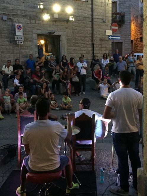 Festa a colori, gran finale in piazza Faber 