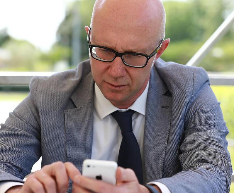 Il sindaco tira dritto: «Non sono dittatore, basta fango e minacce» 