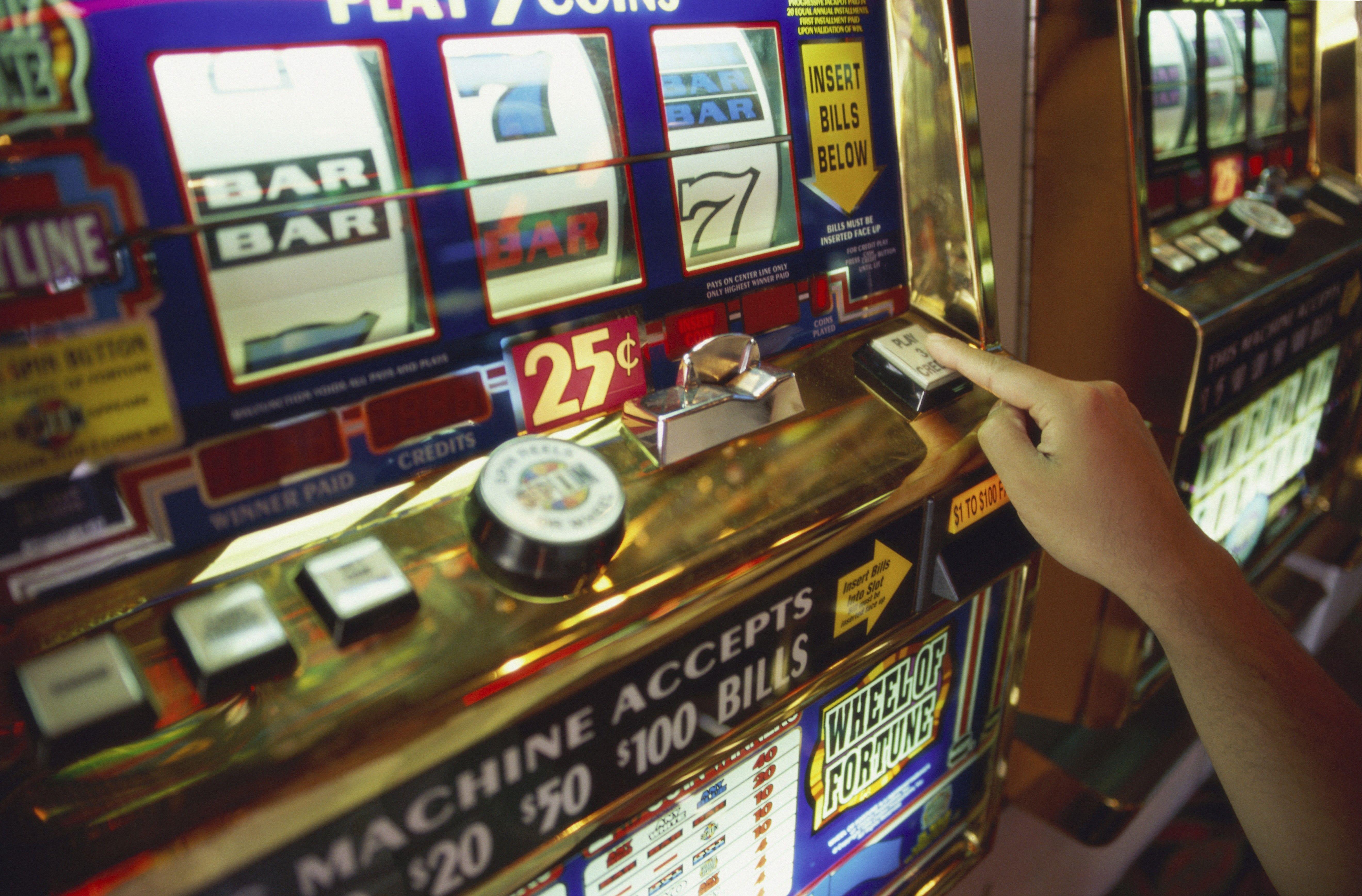 Dopo Aemilia la mafia si ricicla nelle slot machine 
