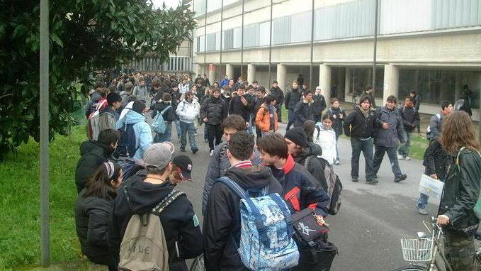 Un solo preside per 2.800 studenti