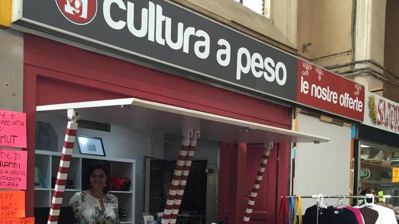 Allo stand Cultura a Peso “La piccola bottega degli artisti”