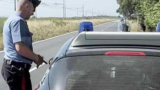 Carabiniere fuori servizio fa arrestare due scippatori