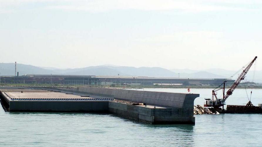 Pronta la nuova banchina per le demolizioni navali