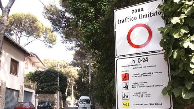 Oltre 4mila pass per la Ztl controlli a campione dei vigili 