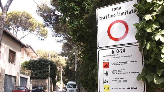 Oltre 4mila pass per la Ztl controlli a campione dei vigili