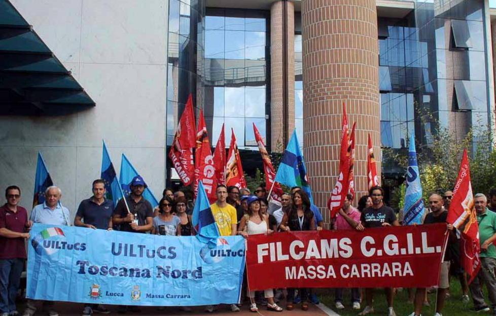 Sciopero a oltranza dei lavoratori Jeppesen 