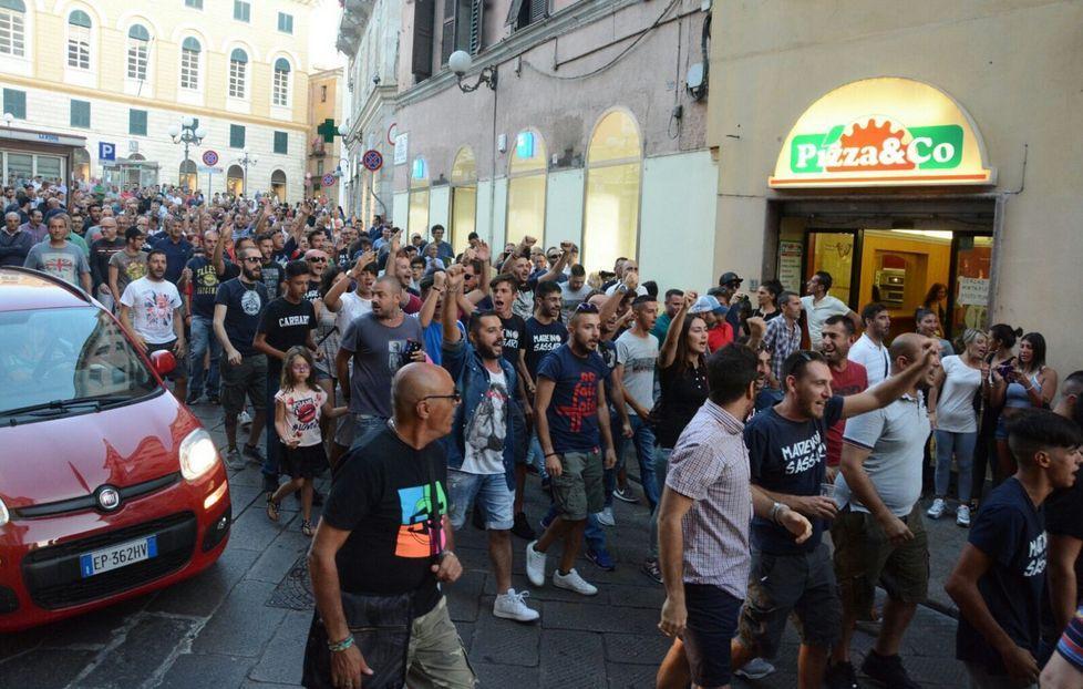 Sassari, la rivolta dei tifosi della Torres contro il presidente 