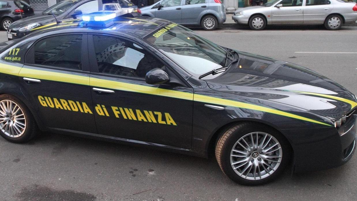 La guardia di finanza (foto d'archivio)