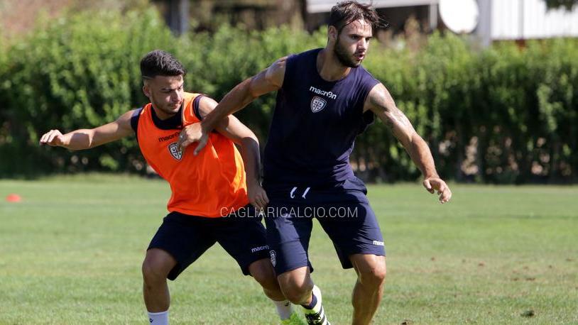 Il greco Panagiotis Tachtsidis durante l'allenamento