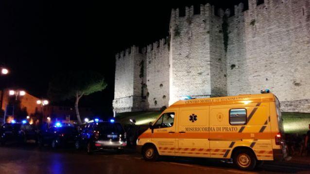L'intervento di carabinieri e della Misericordia davanti al Castello dell'Imperatore