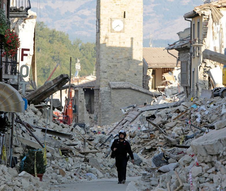 Soldi ai terremotati al posto del Carnevale 