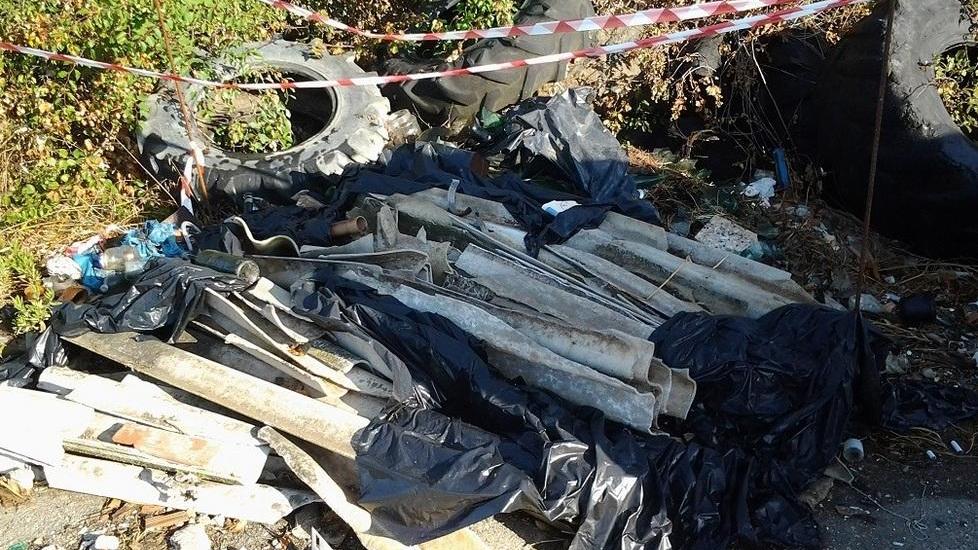 Discarica abusiva di eternit Alla Sgrilla si attende la ditta