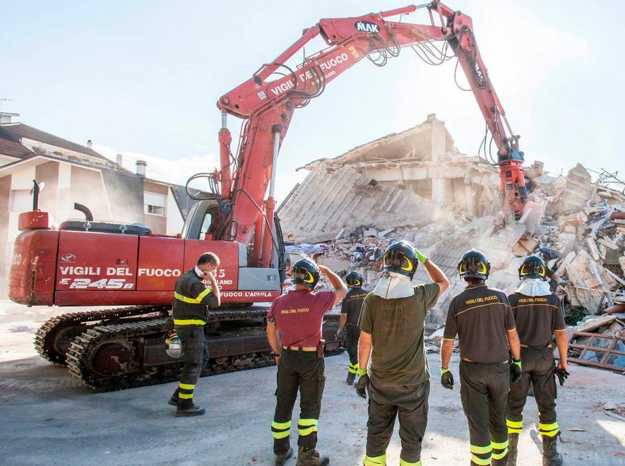 Terremoto, continua la raccolta fondi 