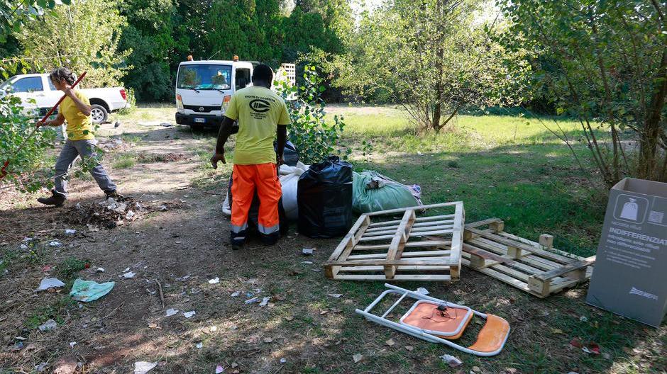 Chiuso l’accampamento in via Montecuccoli a Modena