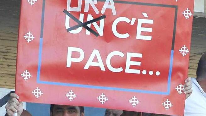 Pis-agitation è finita, è tornato il re-Ringhio: «Ora la città è libera»