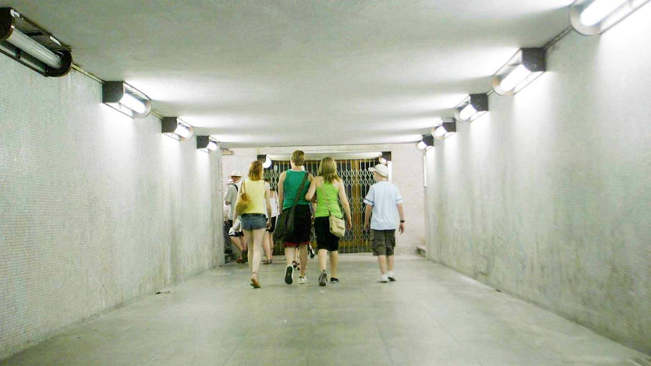Un tratto del sottopassaggio della stazione