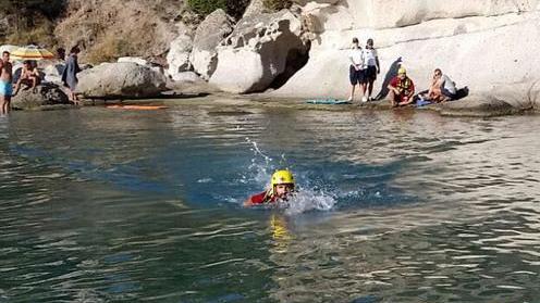 Turista ferita a Cumpoltittu la salva la guardia costiera