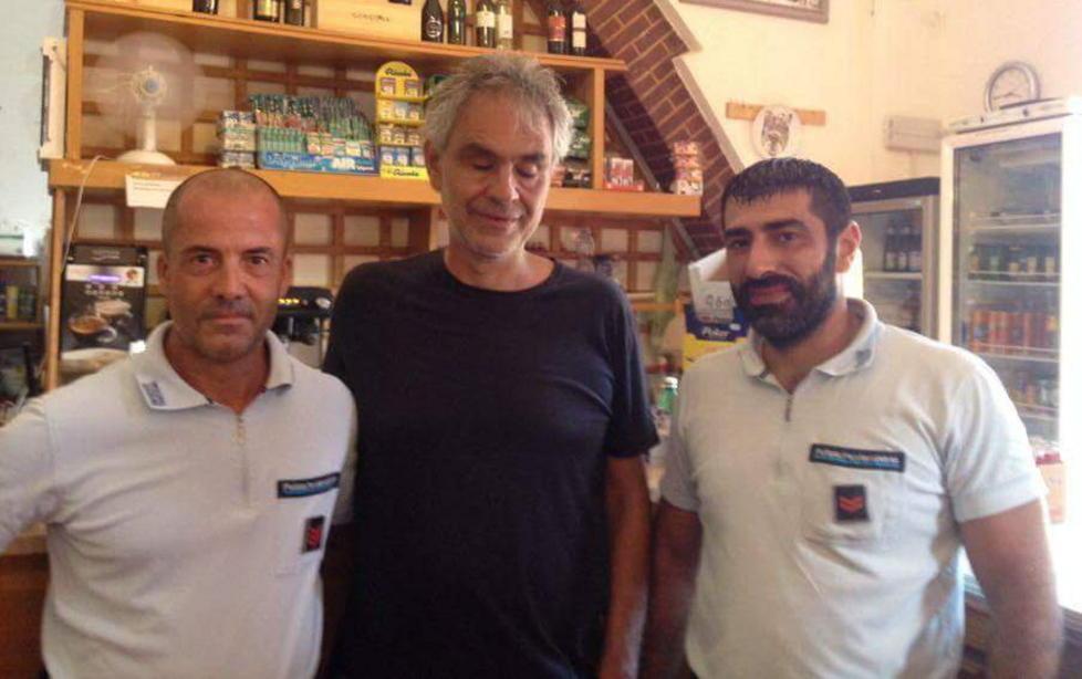 Il tenore Andrea Bocelli visita l’isola di Gorgona 