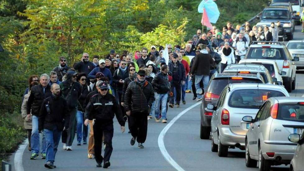 «Prima la salute» I No Costa pronti a tornare in piazza