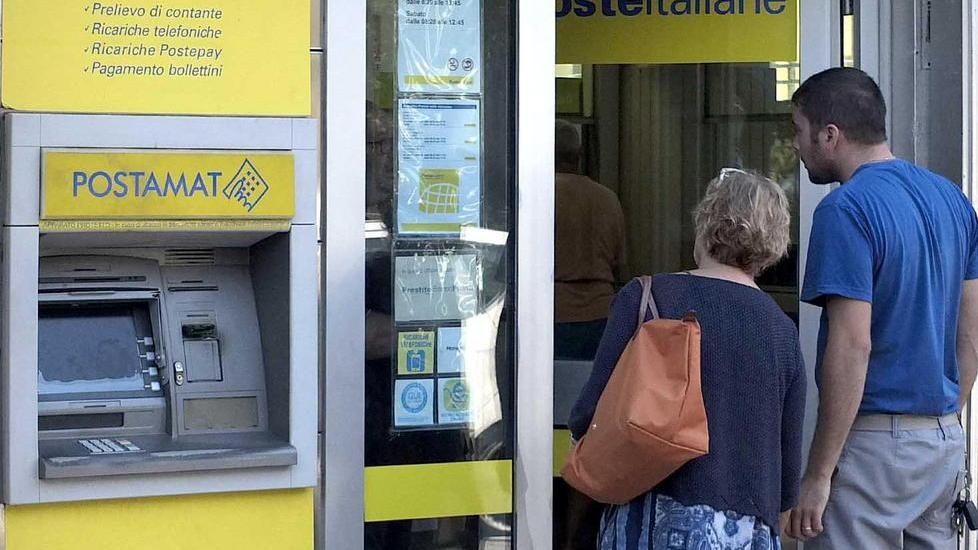 Fallisce il furto del bancomat