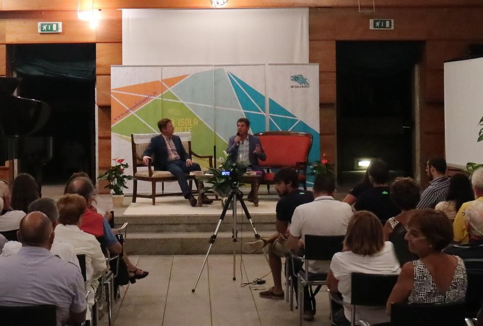 Castelsardo celebra Umberto Eco