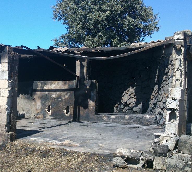 Seneghe, dopo l’incendio rabbia e incredulità 