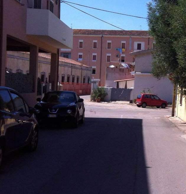 Tre vie al buio dallo scorso aprile 