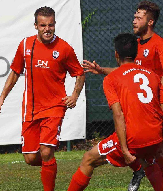 Correggese, doppio hurrà dal dischetto 