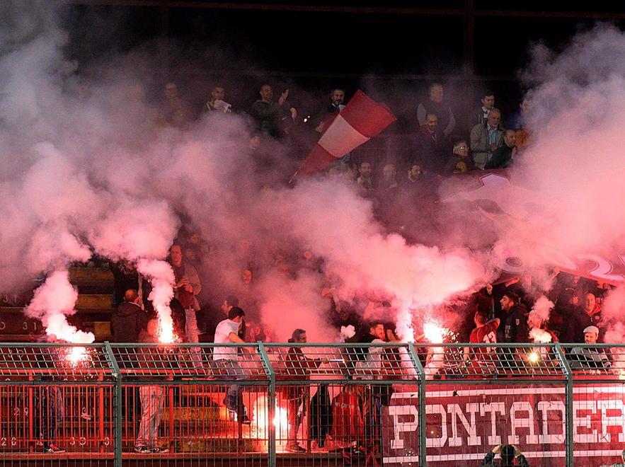 Pontedera vuole un tifo da Champions 