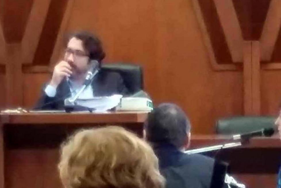 Mancano cancellieri liberi e l’udienza rischia di saltare
