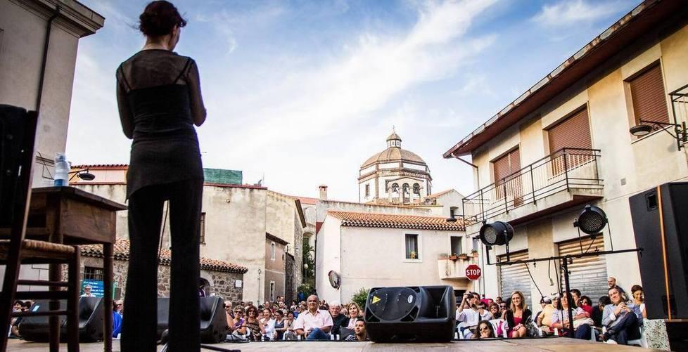 L’eros impertinente a voce alta 