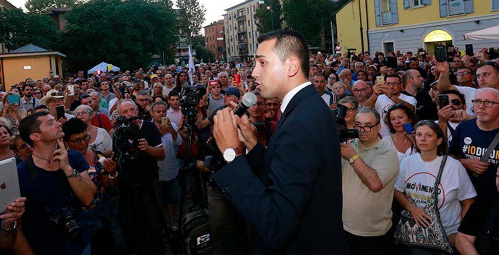 Formigine, Di Maio alla piazza dei grillini: «Non molleremo» 