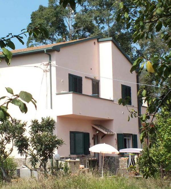 Lo uccide con una coltellata 