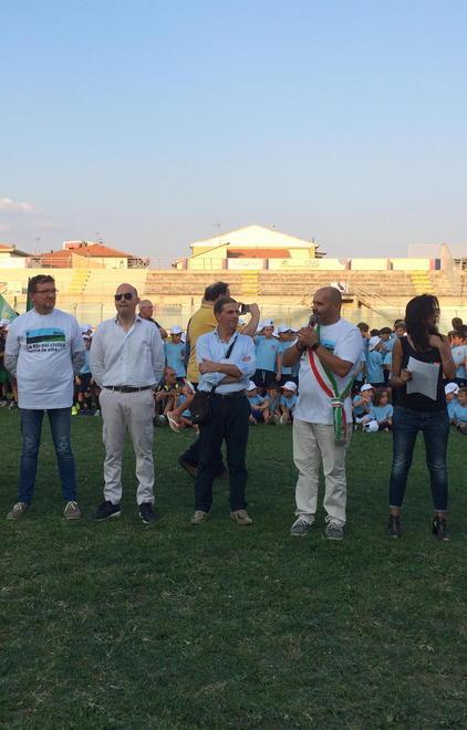 Le risate del Gabibbo all’evento di beneficenza 
