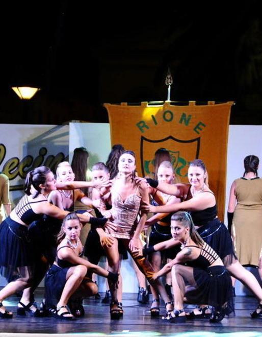 La magia dei balletti dalle crociere al Moulin Rouge 