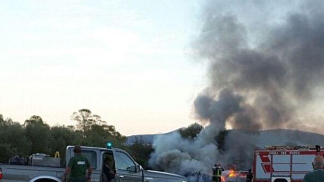 Budoni, incendiano due auto: denunciati tre siniscolesi 