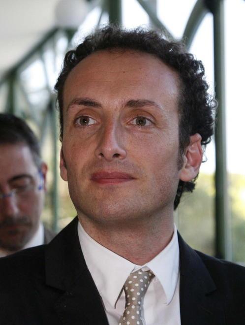 Lotta ai furbetti della differenziata Spariscono i bidoni 