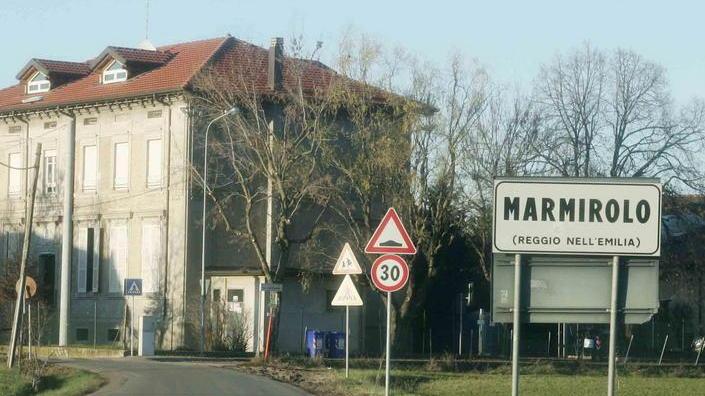 Arraffano soldi e gioielli ma il vicino dà l’allarme