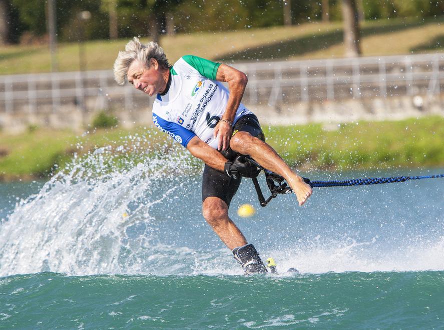 Evoluzioni sull’acqua di Jeff Onorato, campione mondiale 2015